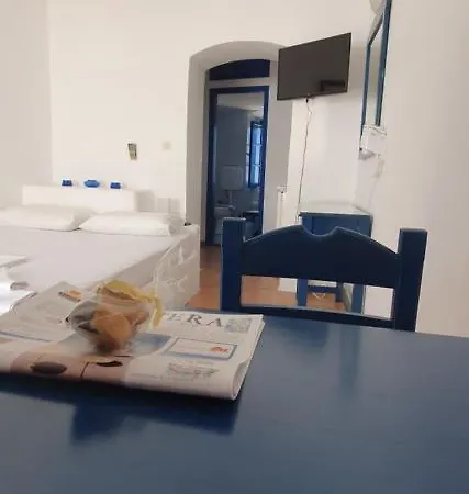 Xenonas Kamares Kýthira